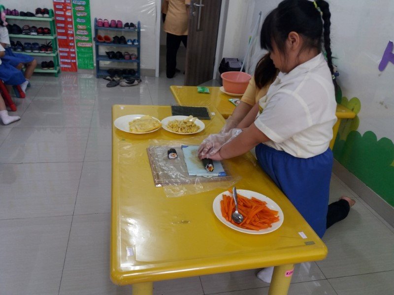 Kindergarten-2 Cookery
